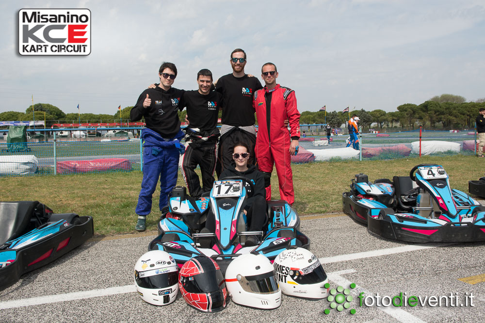 Podpoř Český tým na MS v kartingu