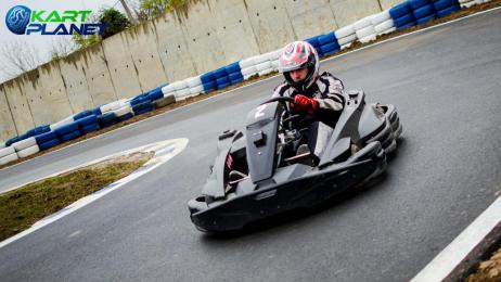 Jede se u nás Světový pohár v rental kartingu